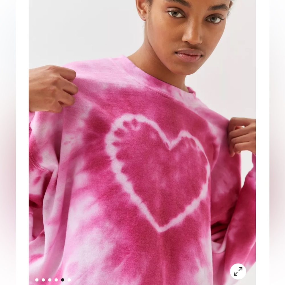 Urban Renewal Remade Heart Tie Dye Crew Neck Sweatshirt